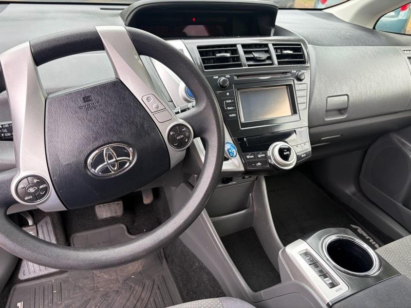 Toyota Prius V Two 2012