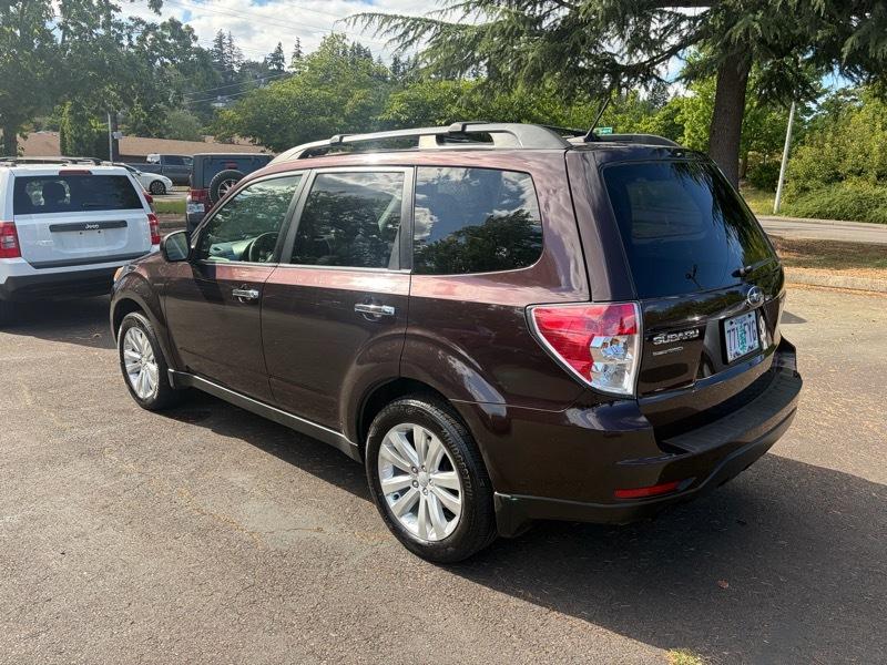 Subaru Forester 2.5X Premium 2013
