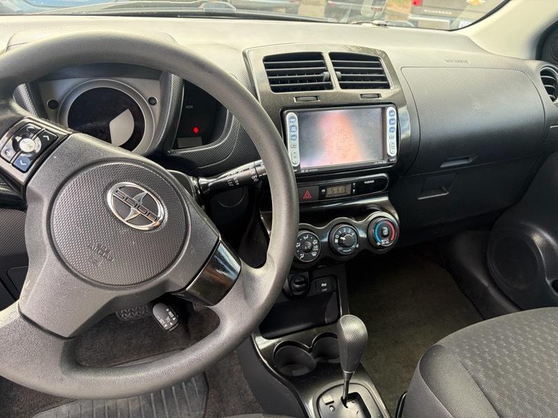 Scion xD  2008