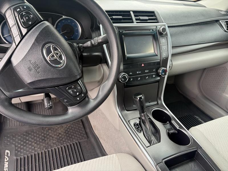 Toyota Camry LE 2017