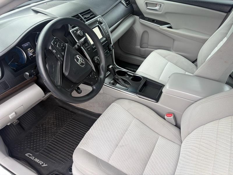 Toyota Camry LE 2017