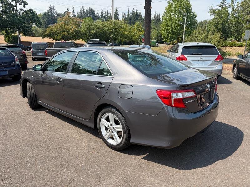 Toyota Camry SE 2014