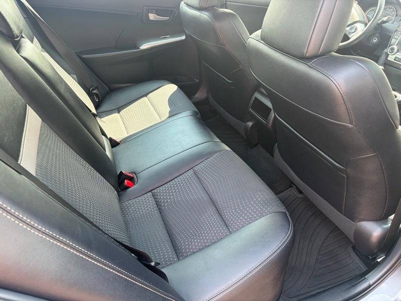 Toyota Camry SE 2014