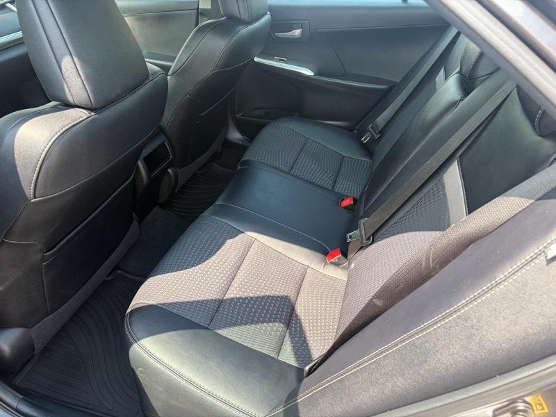 Toyota Camry SE 2014