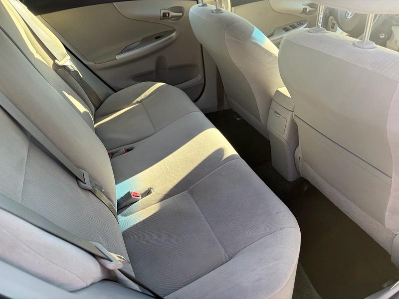 Toyota Corolla  2011