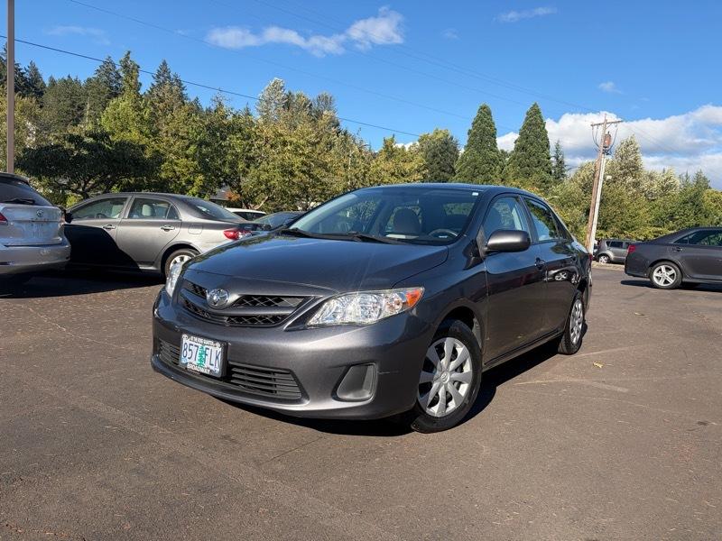 Toyota Corolla  2011