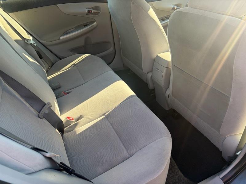 Toyota Corolla  2011