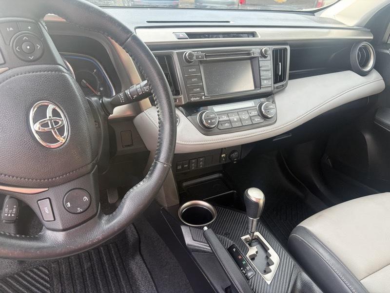 Toyota RAV4 Limited AWD 2015