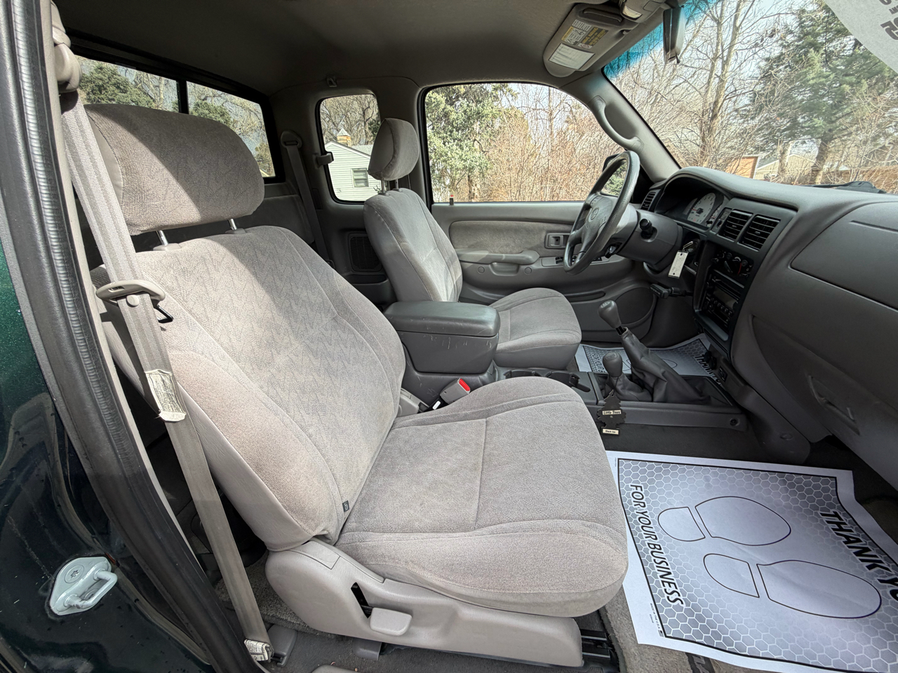 Toyota Tacoma Xtracab V6 4WD 2003