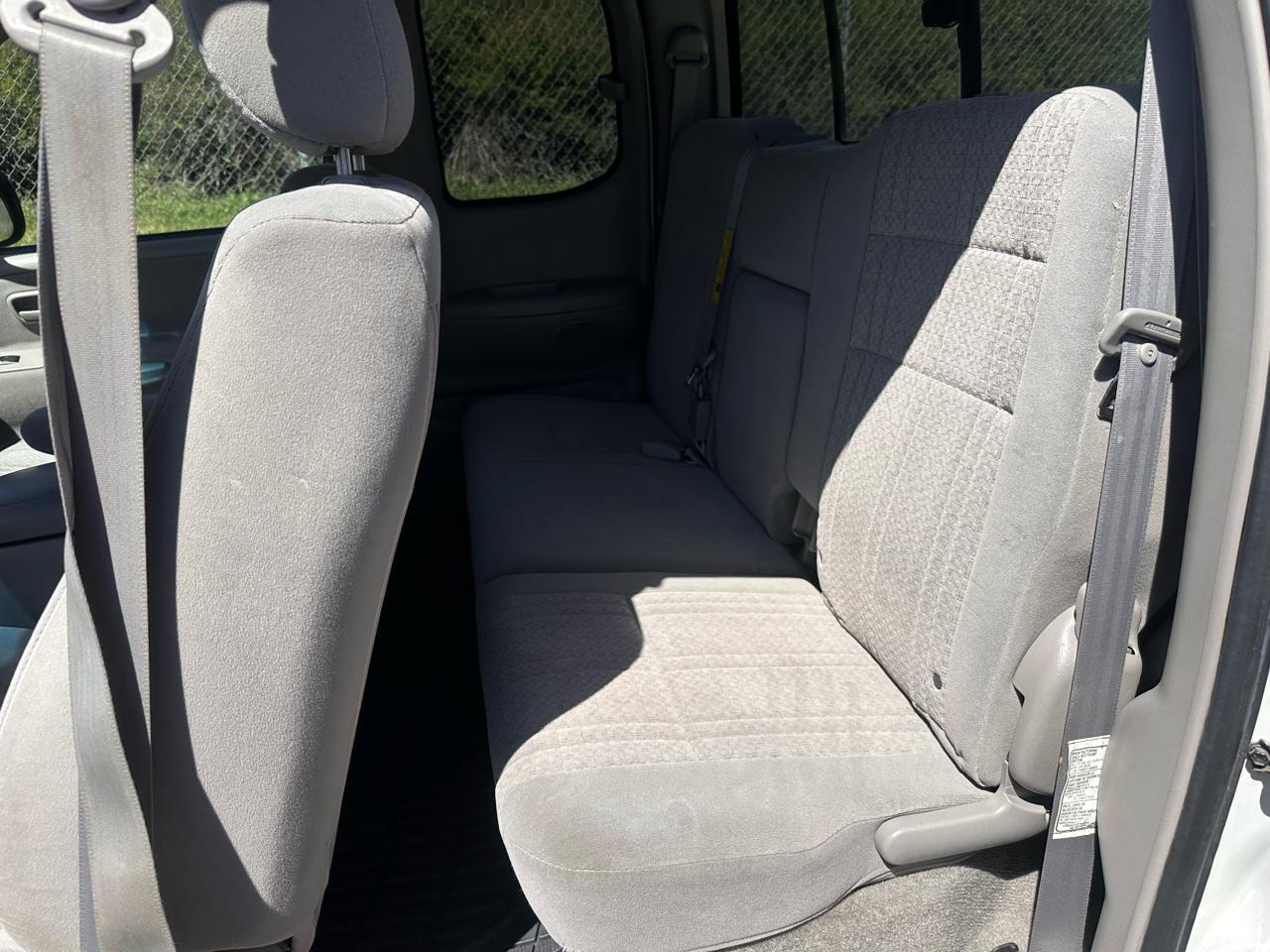 Toyota Tundra SR5 Access Cab 4WD 2005