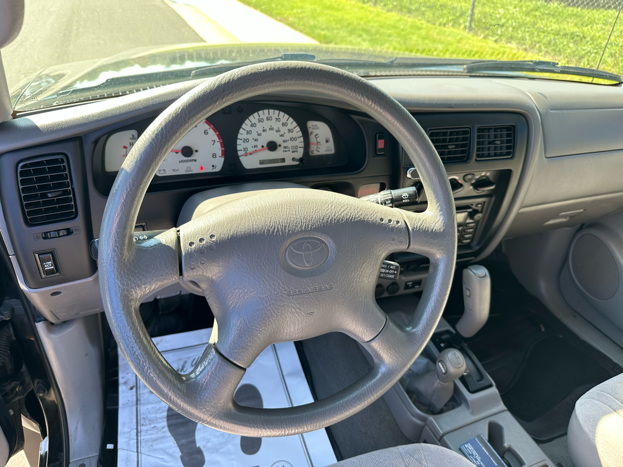 2004 Toyota Tacoma 4x4 Access Cab V6 TRD photo 5