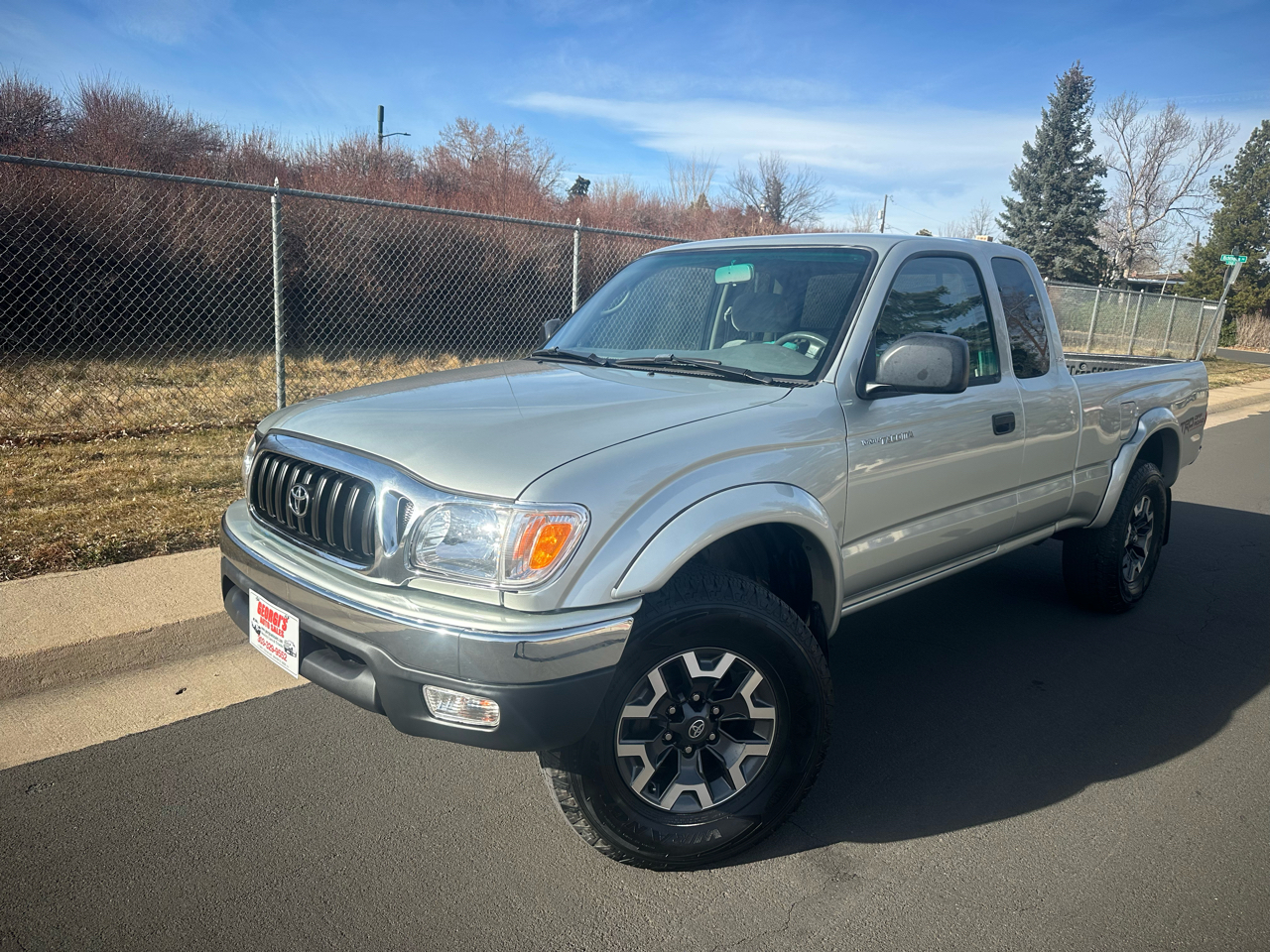 Toyota Tacoma 4WD Access Cab I4 AT SR5 (Natl) 2002