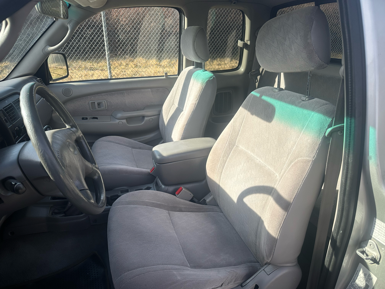 Toyota Tacoma 4WD Access Cab I4 AT SR5 (Natl) 2002