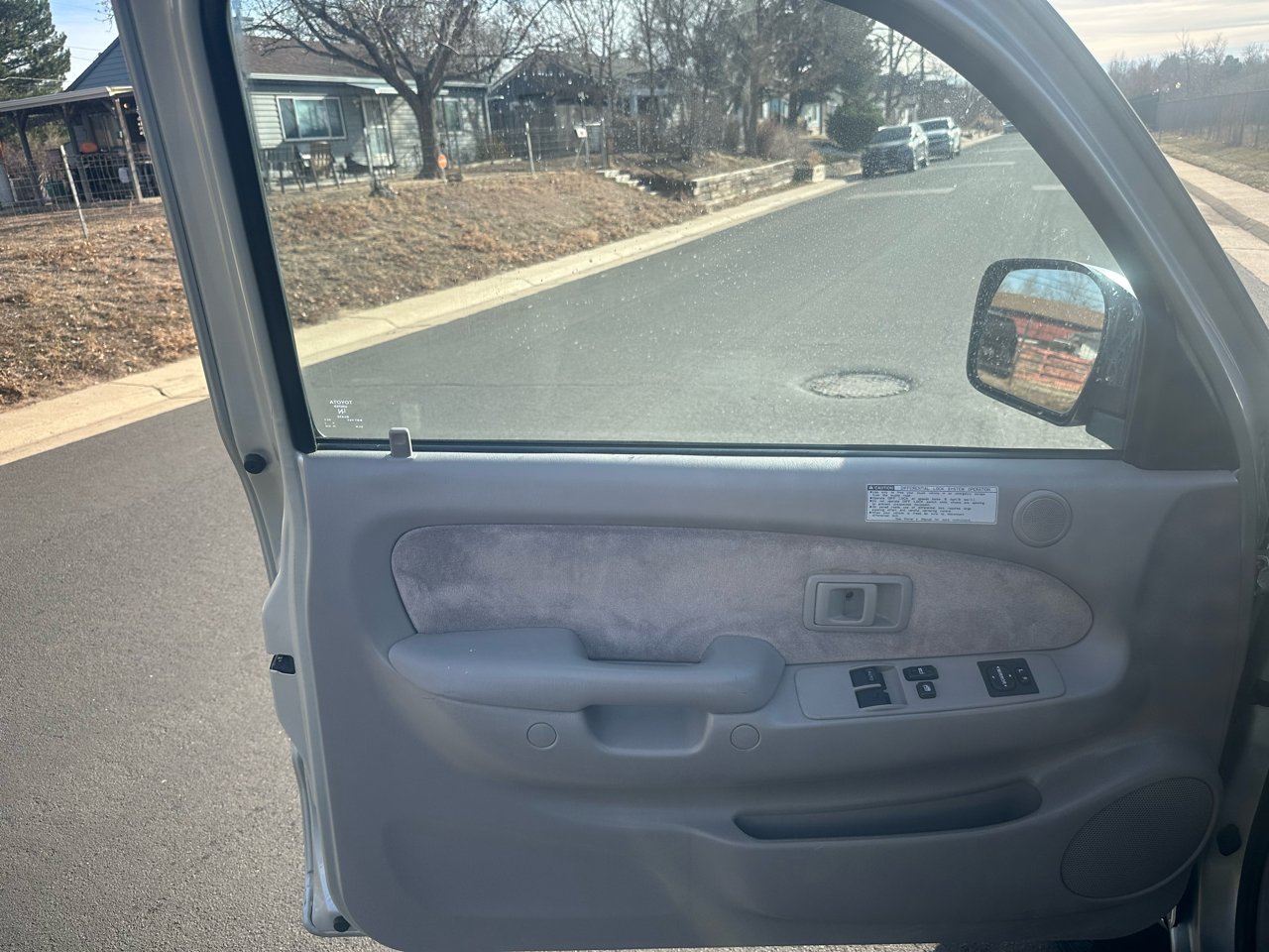 Toyota Tacoma 4WD Access Cab I4 AT SR5 (Natl) 2002