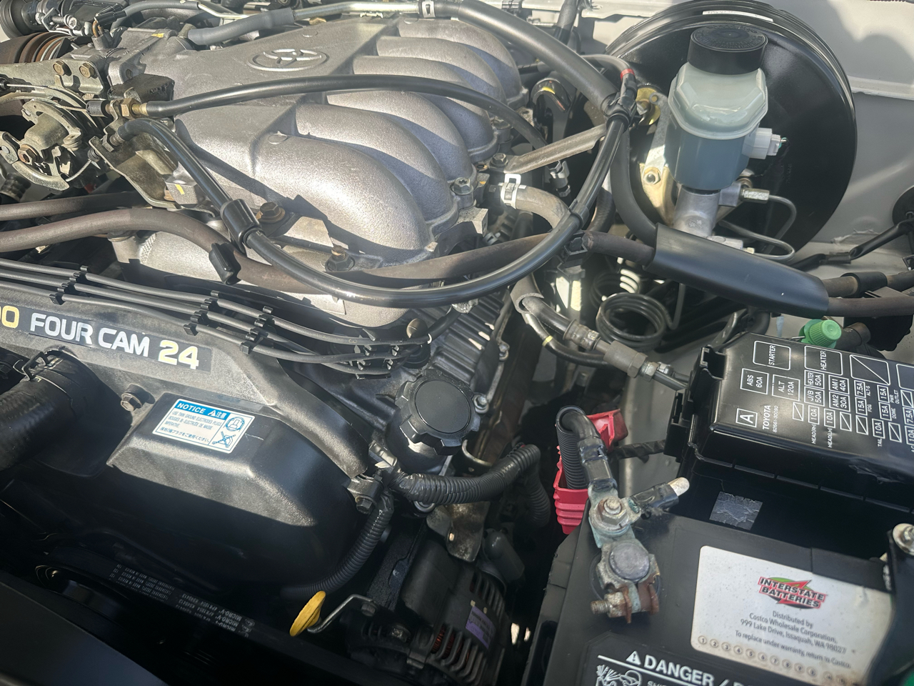 Toyota Tacoma 4WD Access Cab I4 AT SR5 (Natl) 2002