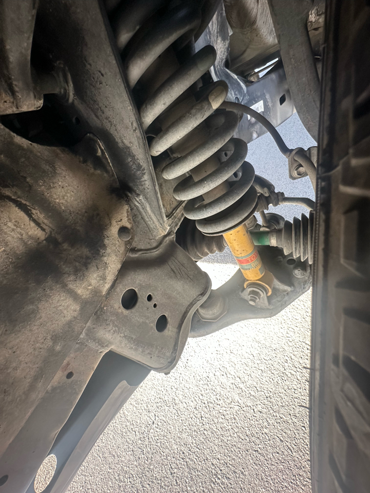 Toyota Tacoma 4WD Access Cab I4 AT SR5 (Natl) 2002