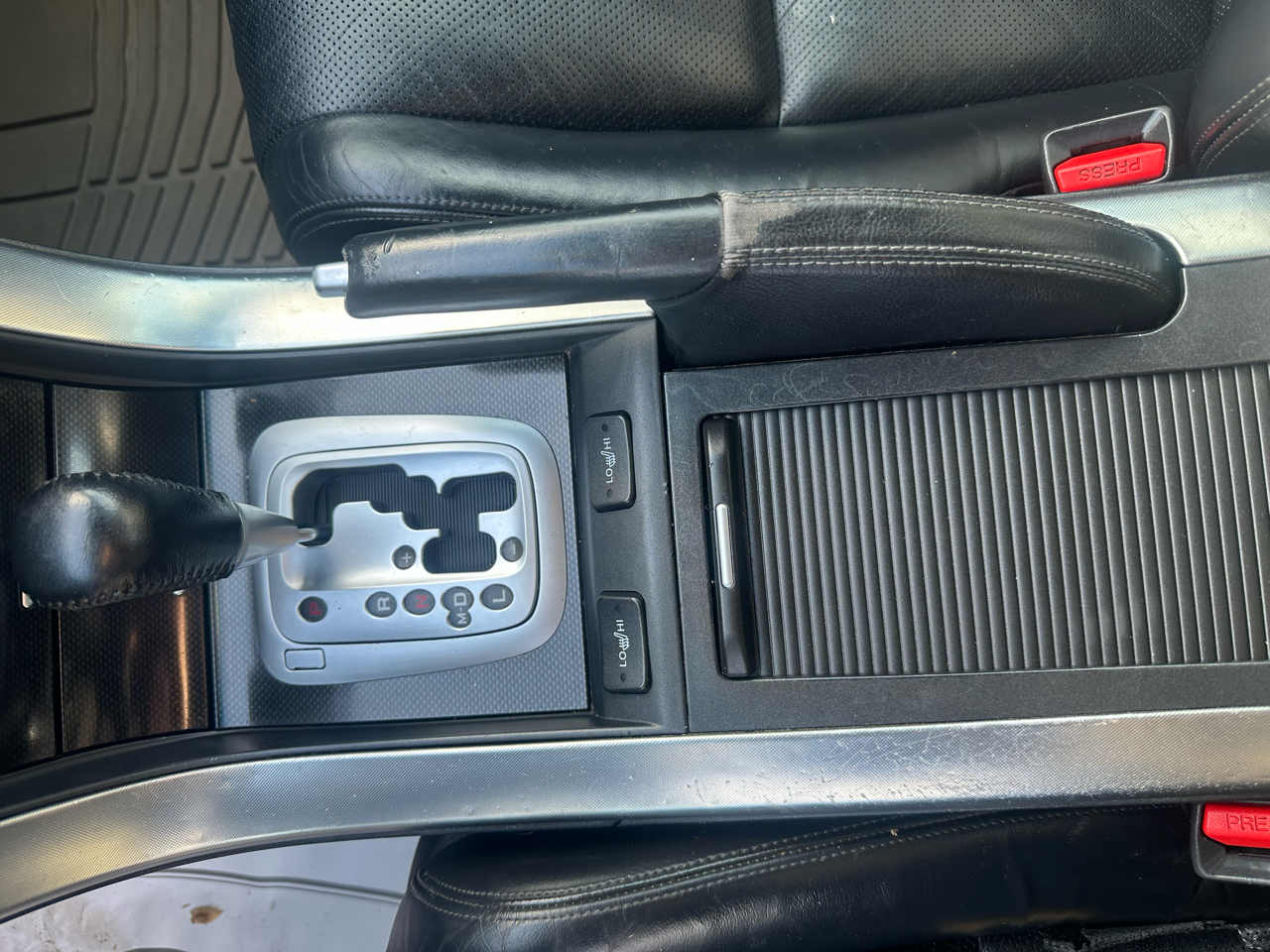 Acura TL 5-Speed AT 2004