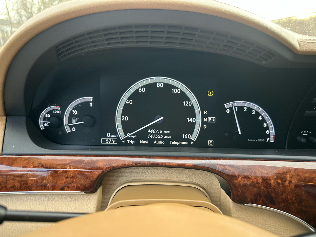 Mercedes-Benz S-Class S550 4-MATIC 2011