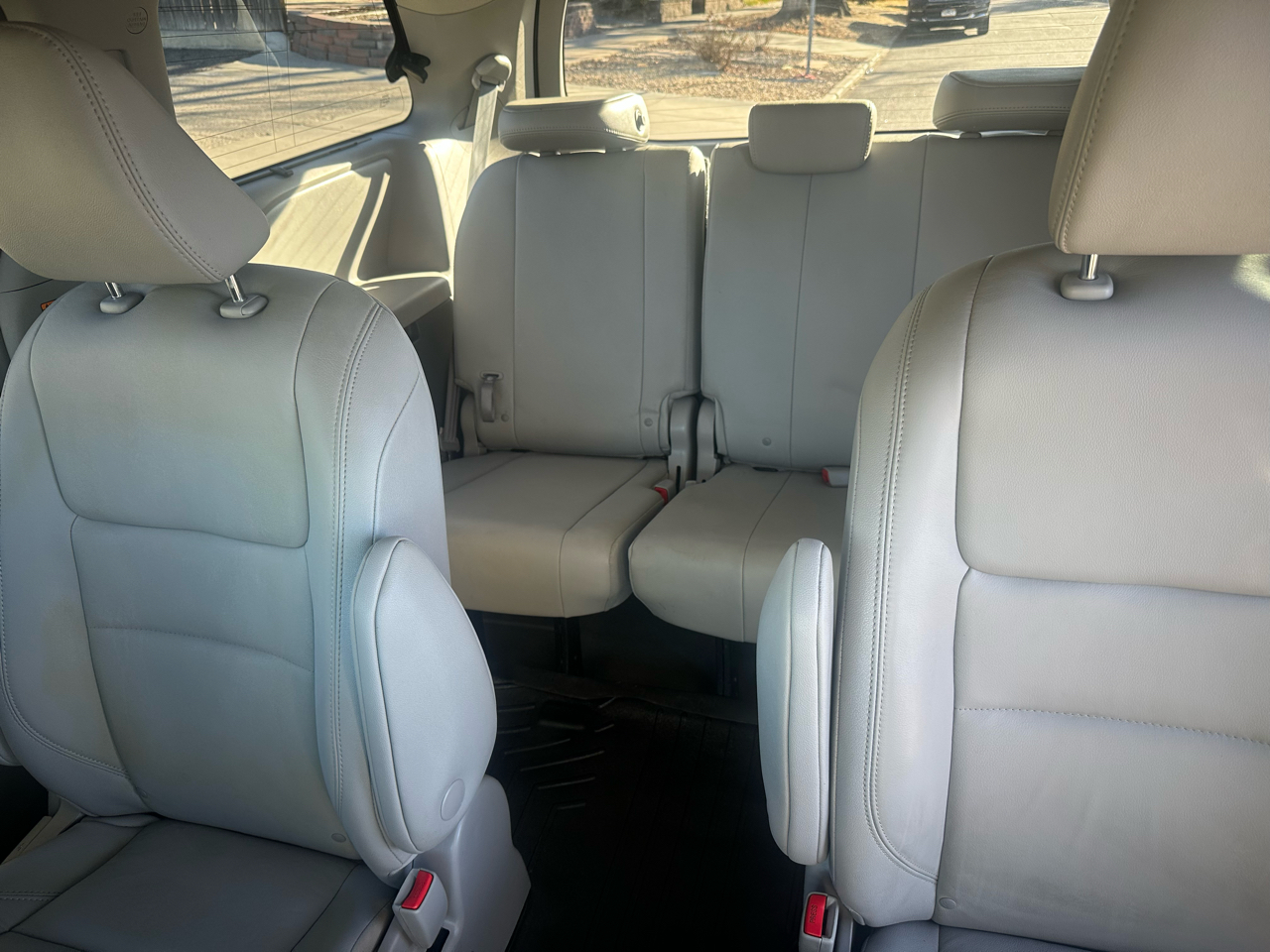Toyota Sienna XLE 7-Passenger AWD 2019