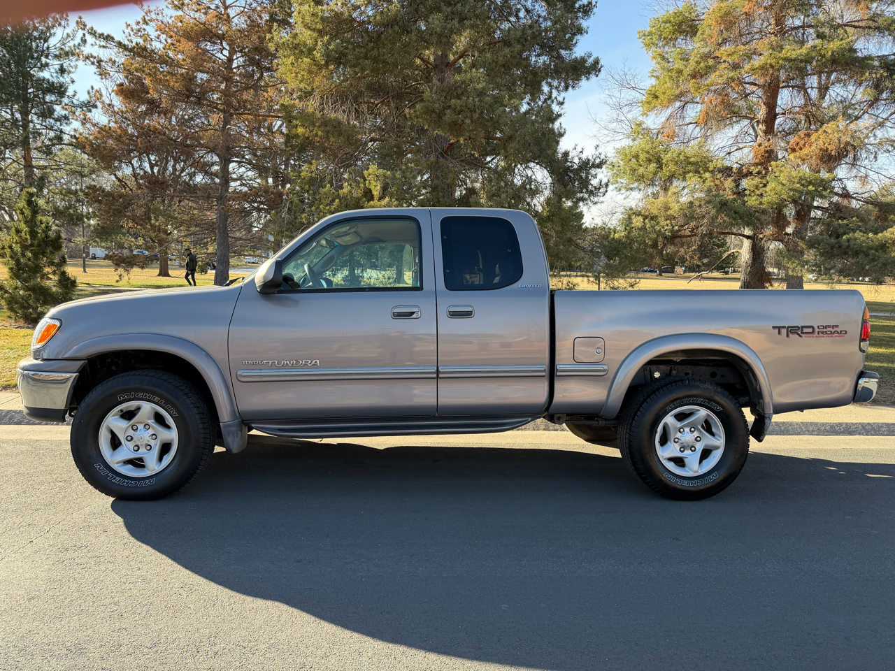 Toyota Tundra Limited Access Cab 4WD 2000