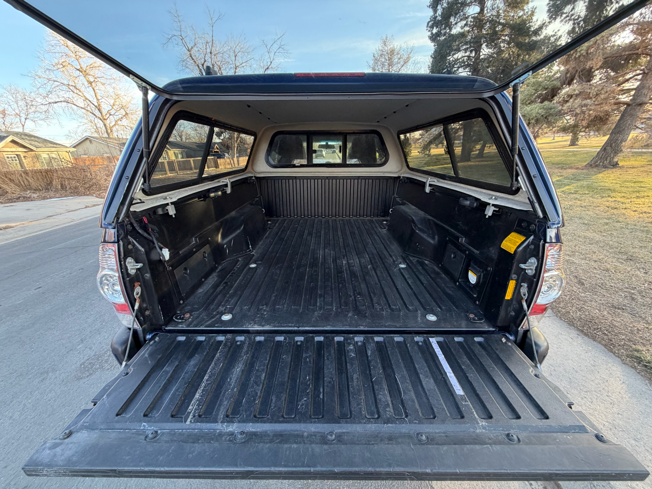 Toyota Tacoma Access Cab V6 5AT 4WD 2015