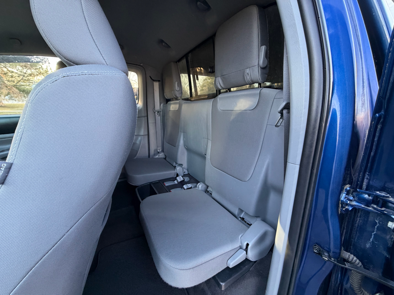 Toyota Tacoma Access Cab V6 5AT 4WD 2015