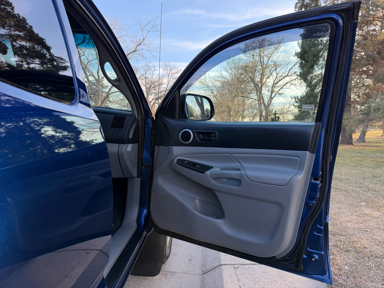 Toyota Tacoma Access Cab V6 5AT 4WD 2015