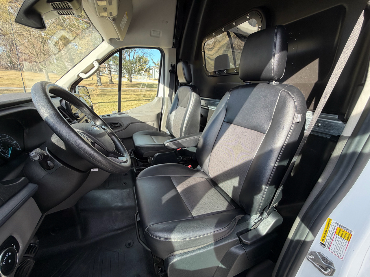 Ford Transit 250 Van High Roof w/Sliding Pass. 148-in. WB 2022