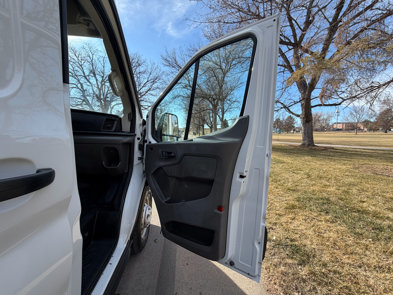 Ford Transit 250 Van High Roof w/Sliding Pass. 148-in. WB 2022