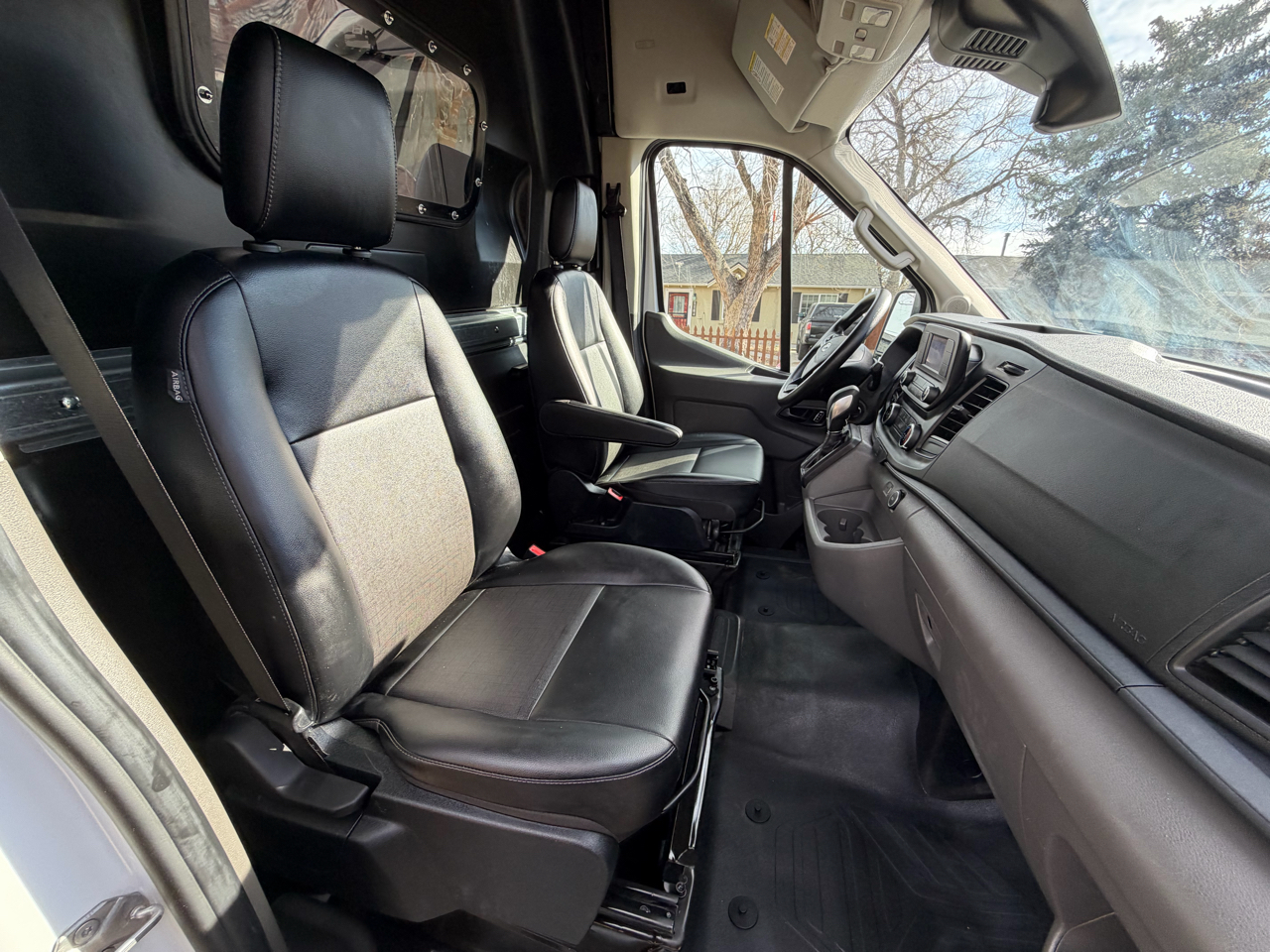 Ford Transit 250 Van High Roof w/Sliding Pass. 148-in. WB 2022