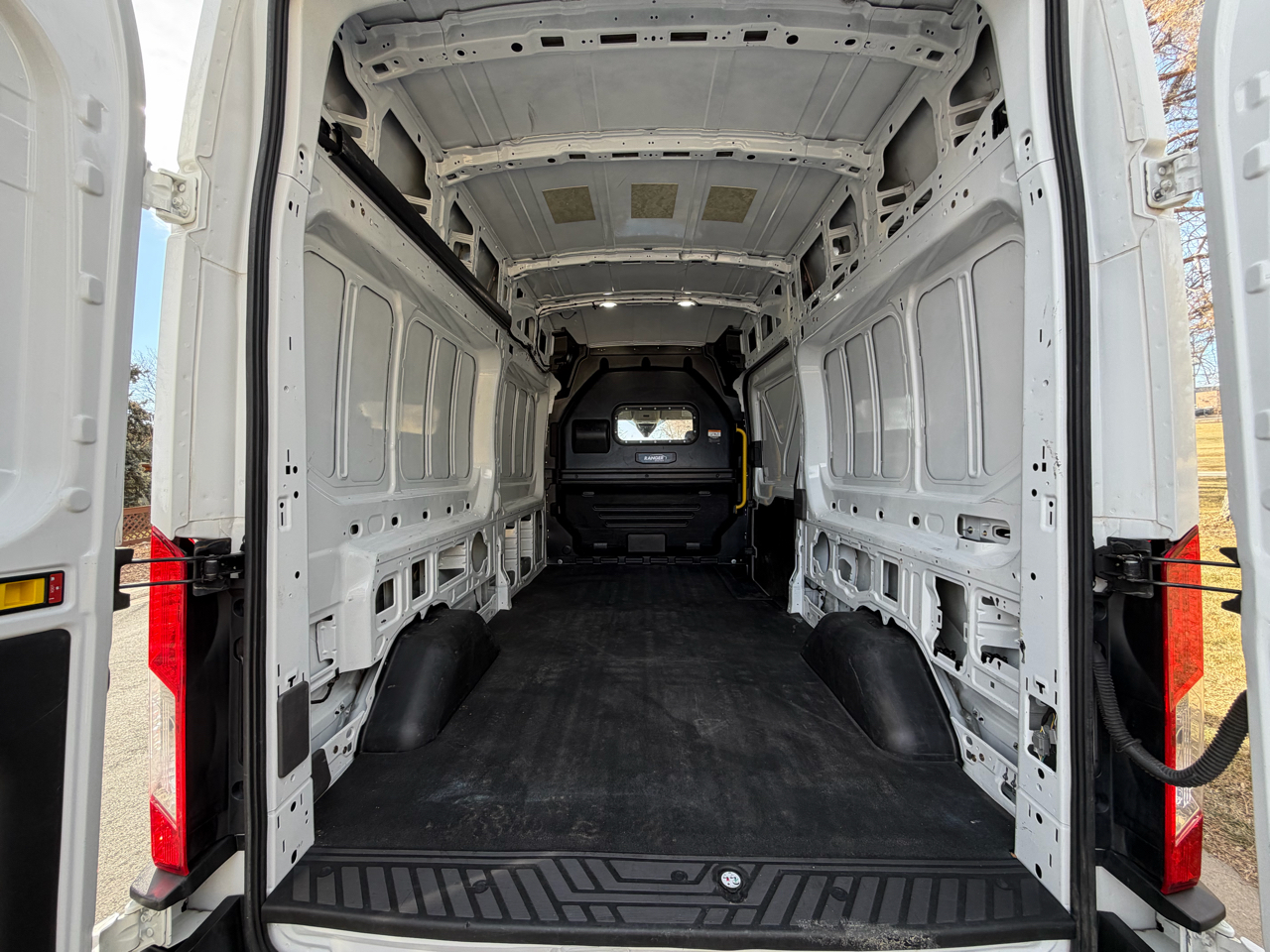 Ford Transit 250 Van High Roof w/Sliding Pass. 148-in. WB 2022