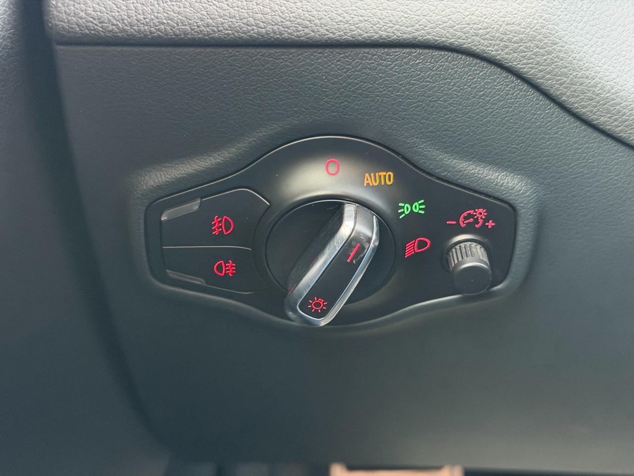 Audi SQ5 3.0T Premium Plus quattro Tiptronic 2014