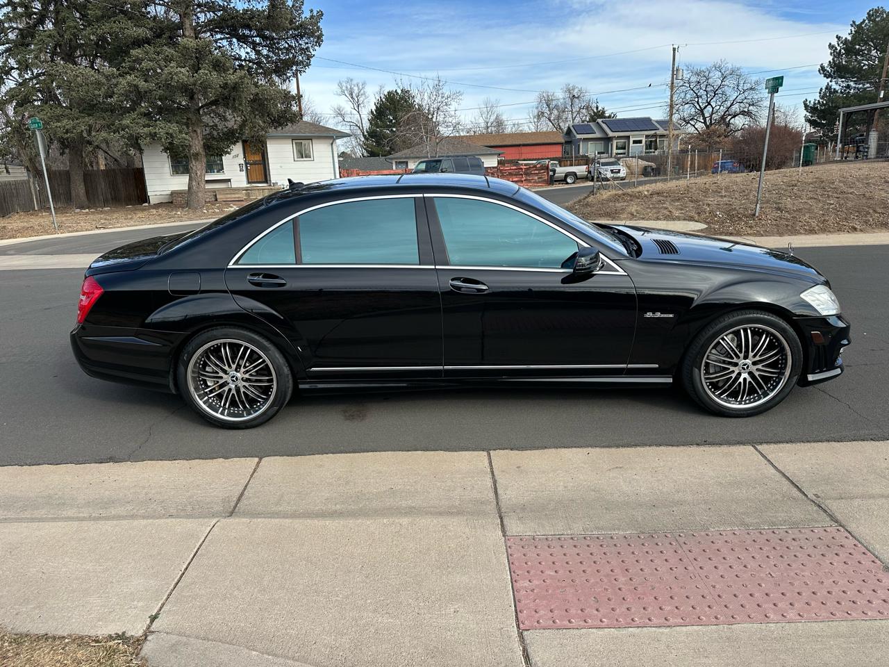Mercedes-Benz S-Class S63 AMG 2010