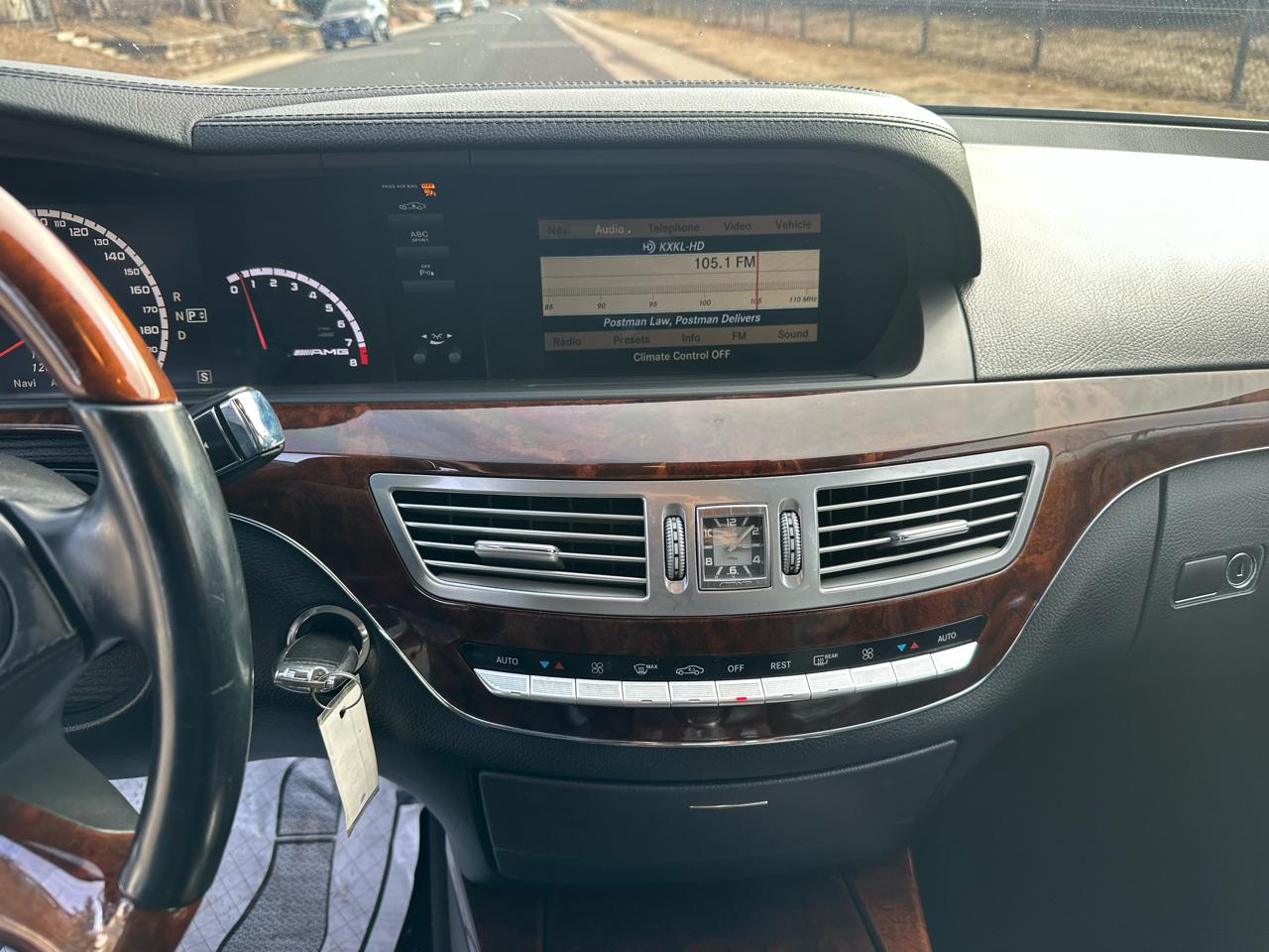 Mercedes-Benz S-Class S63 AMG 2010