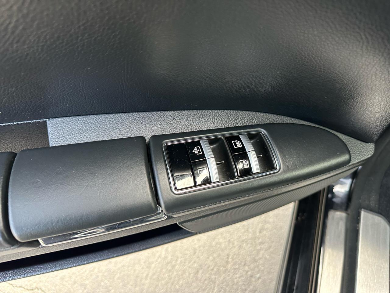 Mercedes-Benz S-Class S63 AMG 2010