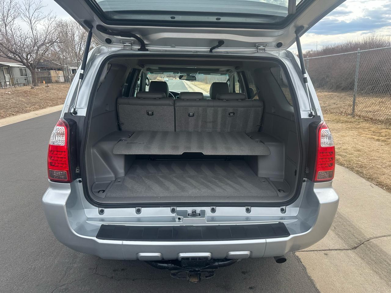 Toyota 4Runner Limited 4WD V8 2008