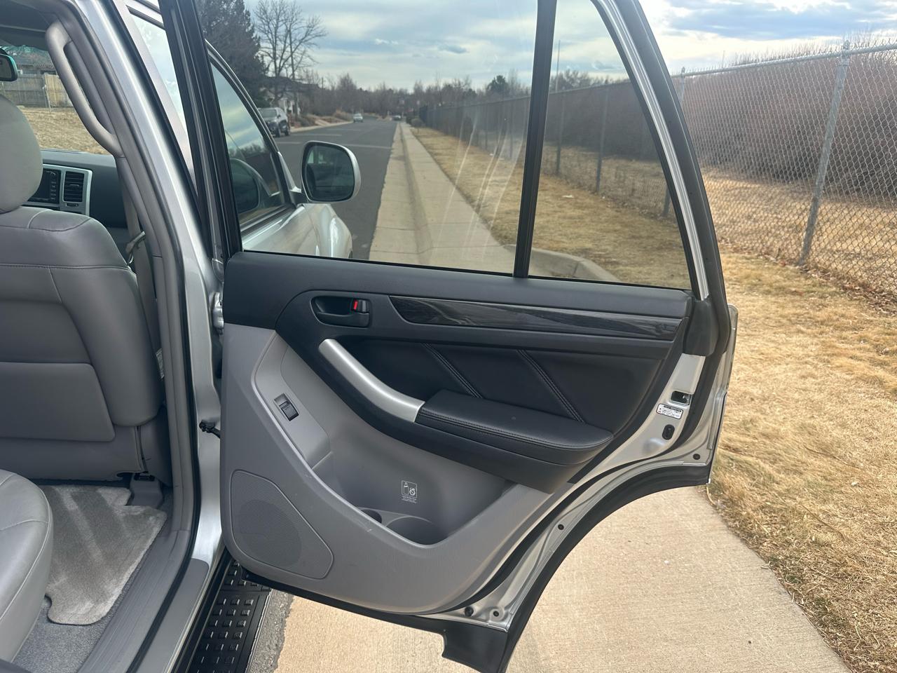 Toyota 4Runner Limited 4WD V8 2008