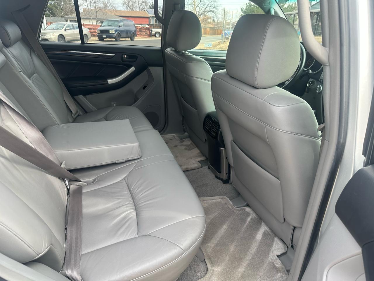 Toyota 4Runner Limited 4WD V8 2008