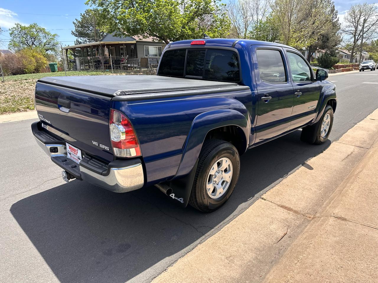 Toyota Tacoma Double Cab V6 6MT 4WD 2015