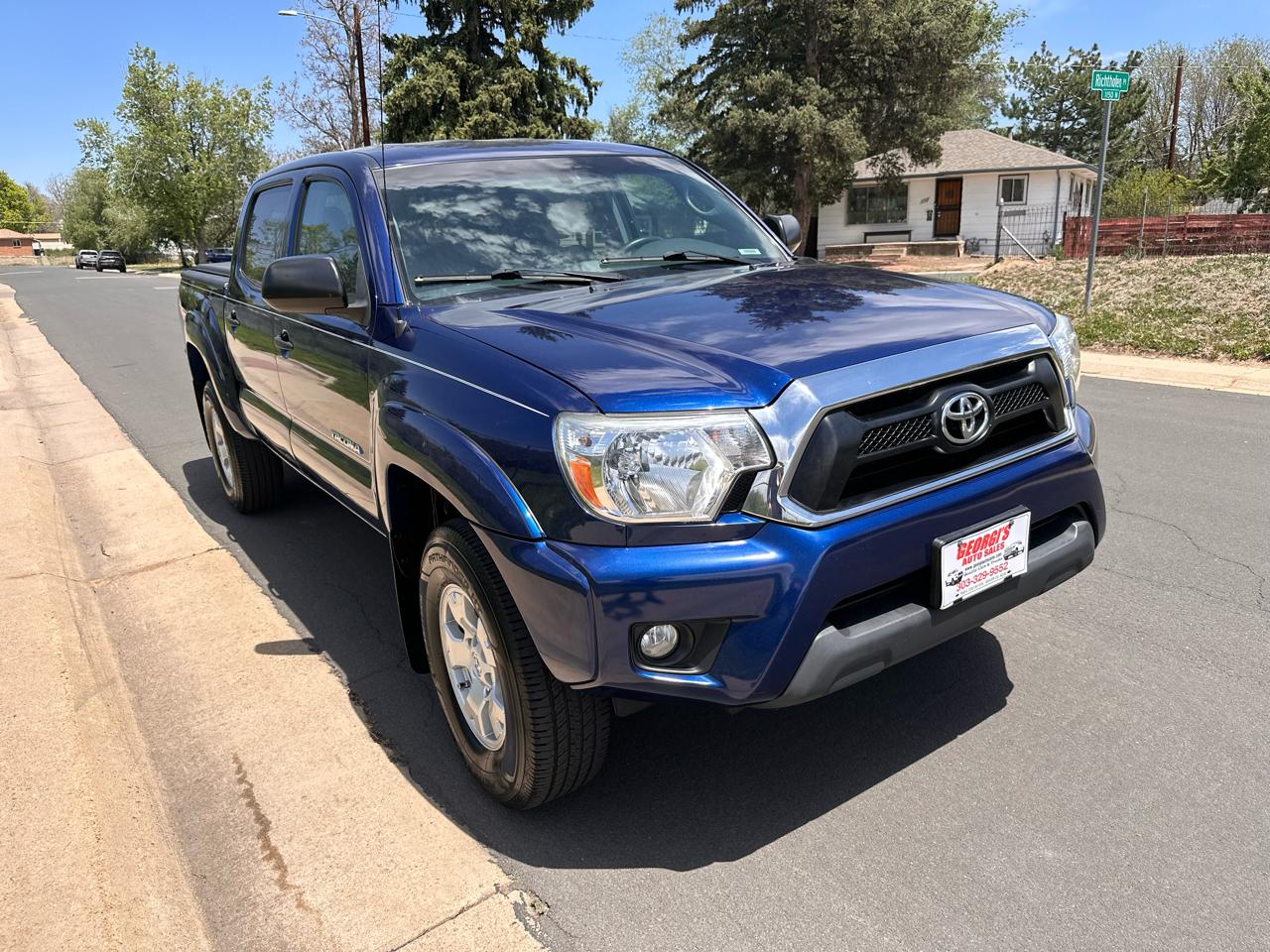 Toyota Tacoma Double Cab V6 6MT 4WD 2015