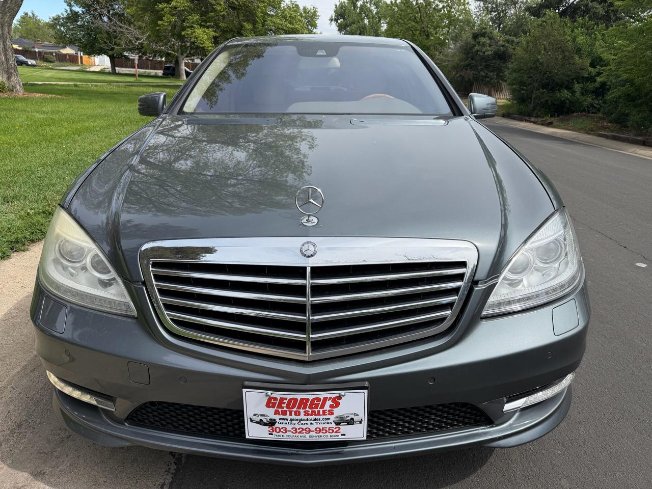 Mercedes-Benz S-Class S550 2011