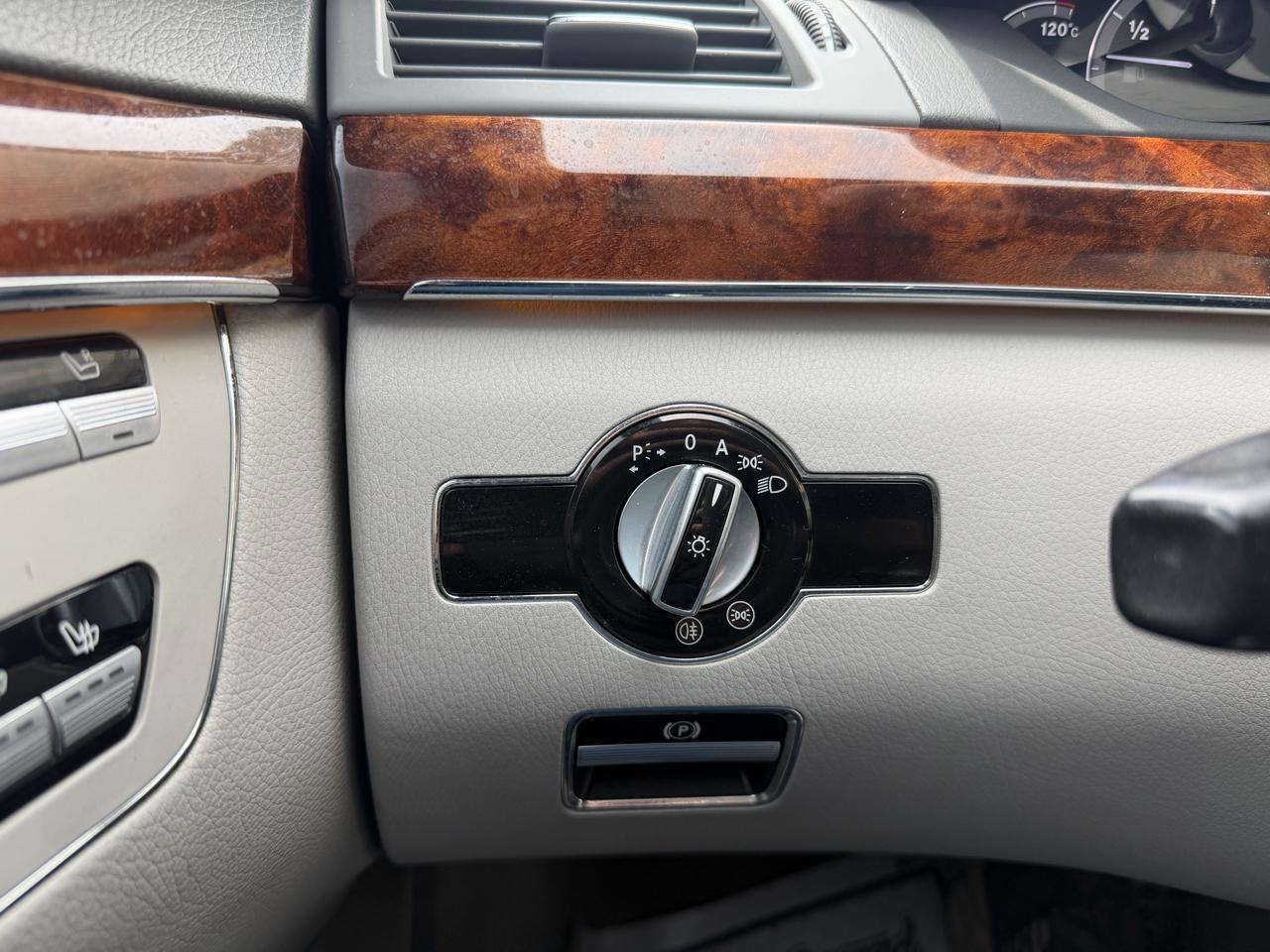 Mercedes-Benz S-Class S550 2011