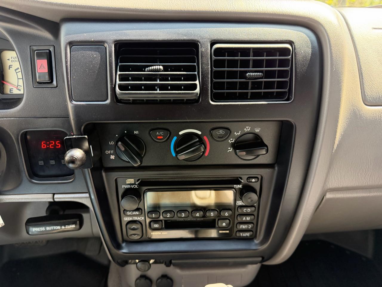 Toyota Tacoma Double Cab V6 4WD 2004