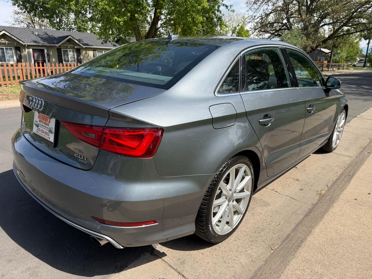Audi A3 2.0T Premium Sedan quattro S tronic 2015
