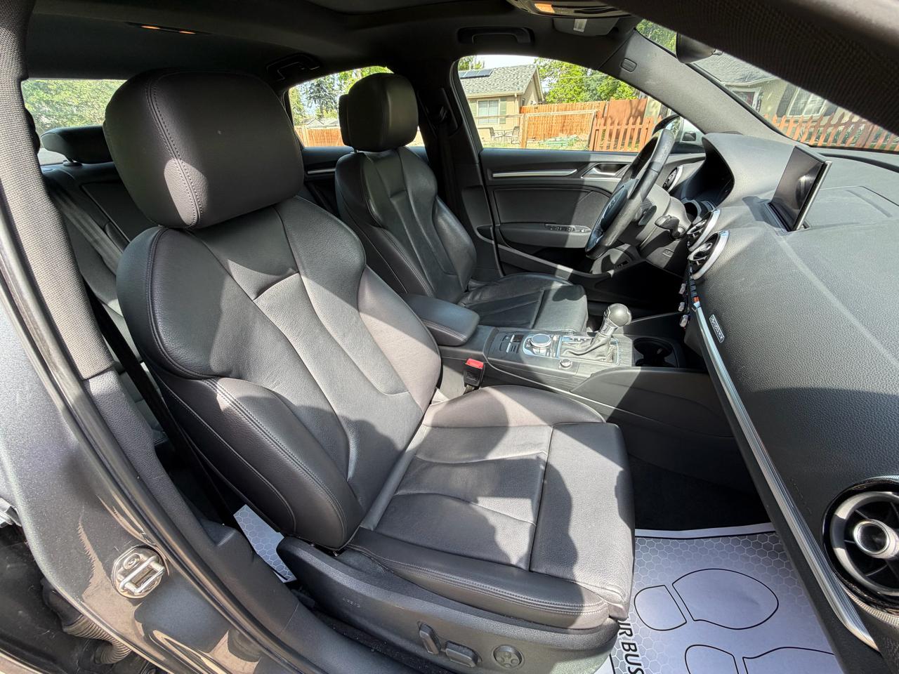 Audi A3 2.0T Premium Sedan quattro S tronic 2015