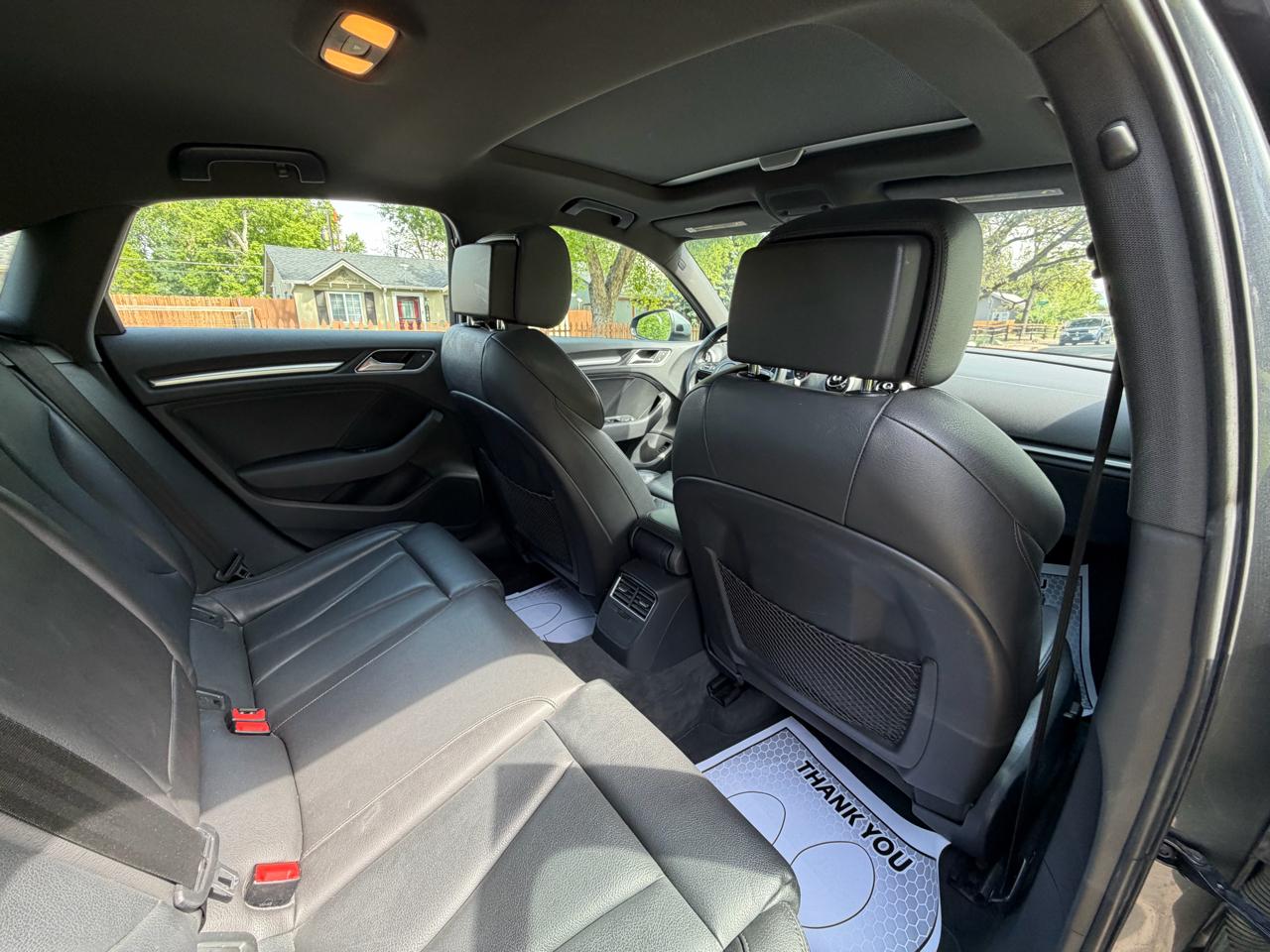 Audi A3 2.0T Premium Sedan quattro S tronic 2015