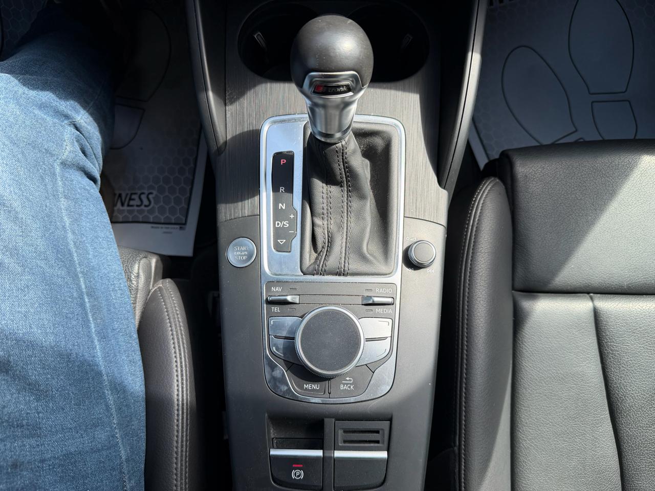 Audi A3 2.0T Premium Sedan quattro S tronic 2015