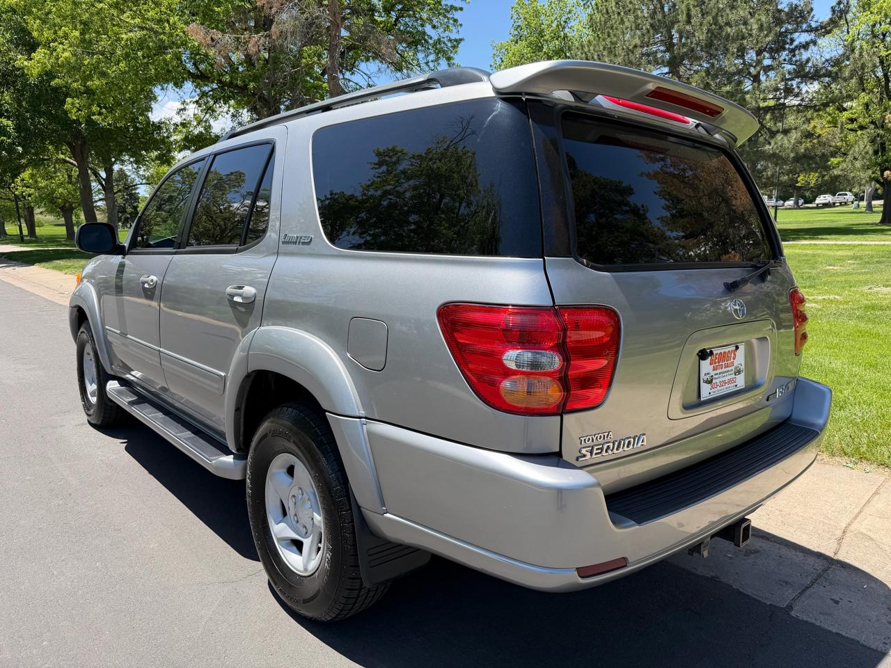 Toyota Sequoia Limited 4WD 2004