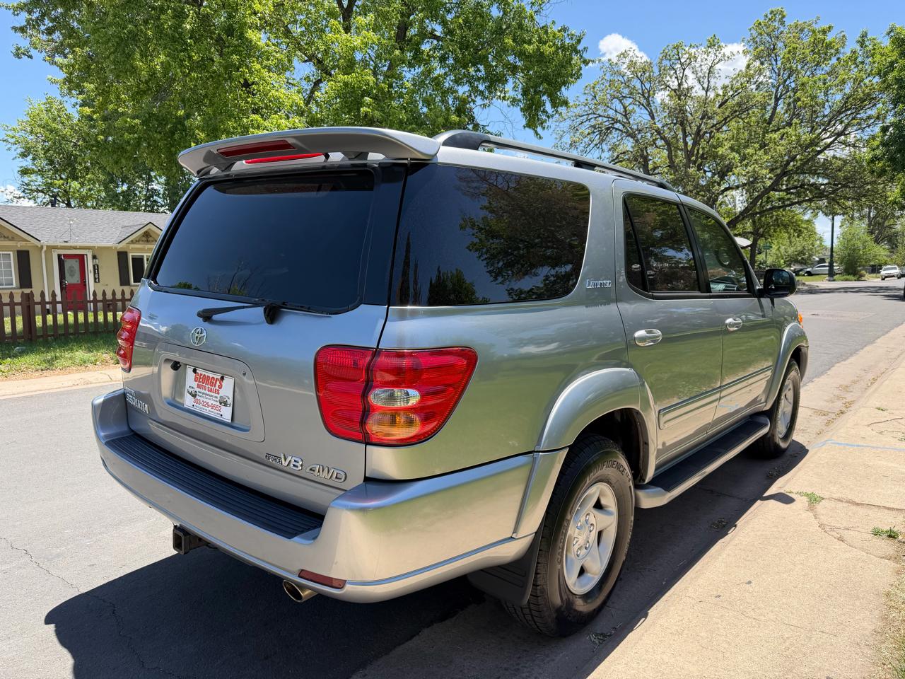 Toyota Sequoia Limited 4WD 2004