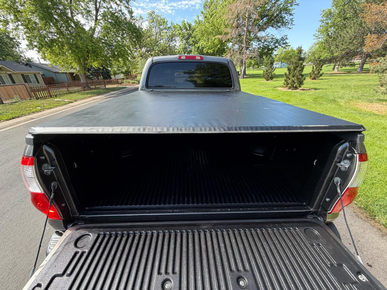Toyota Tundra SR5 Double Cab 4WD 2006